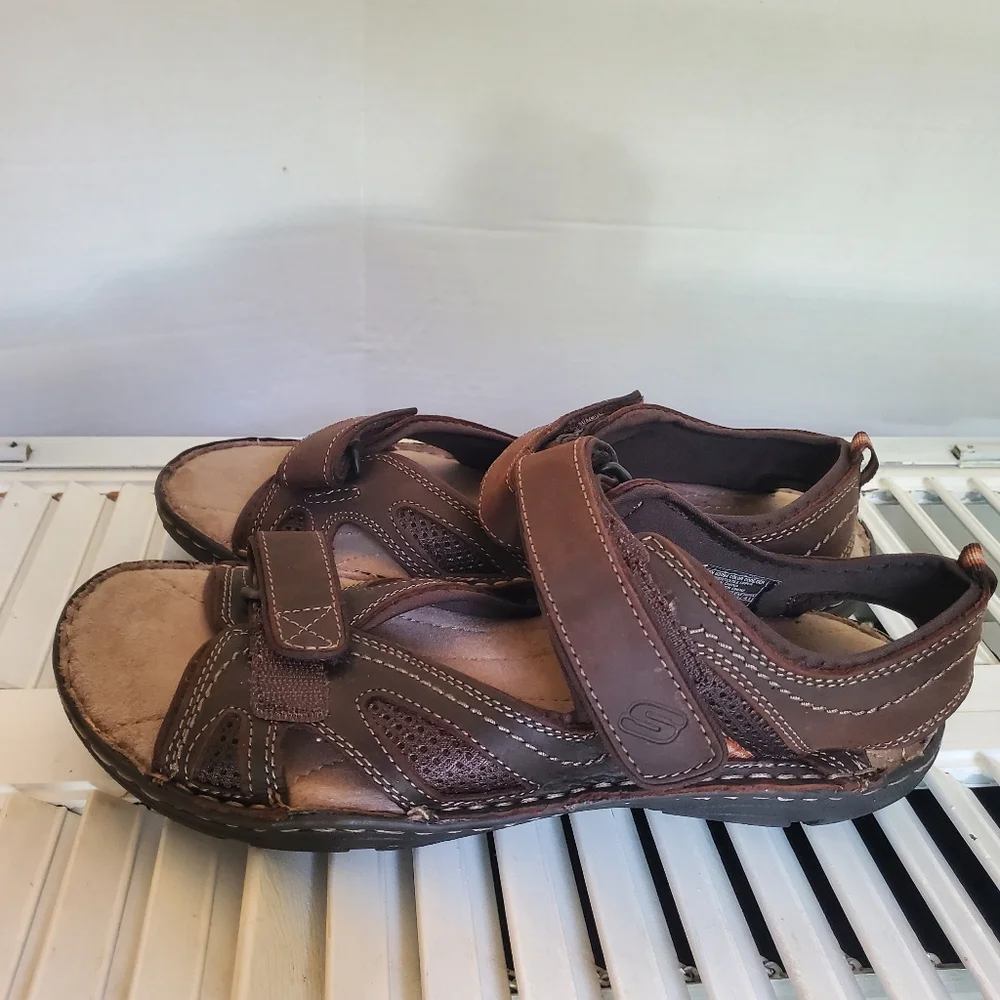 Skechers Men's Brown Leather Strap Sandals, Size 10